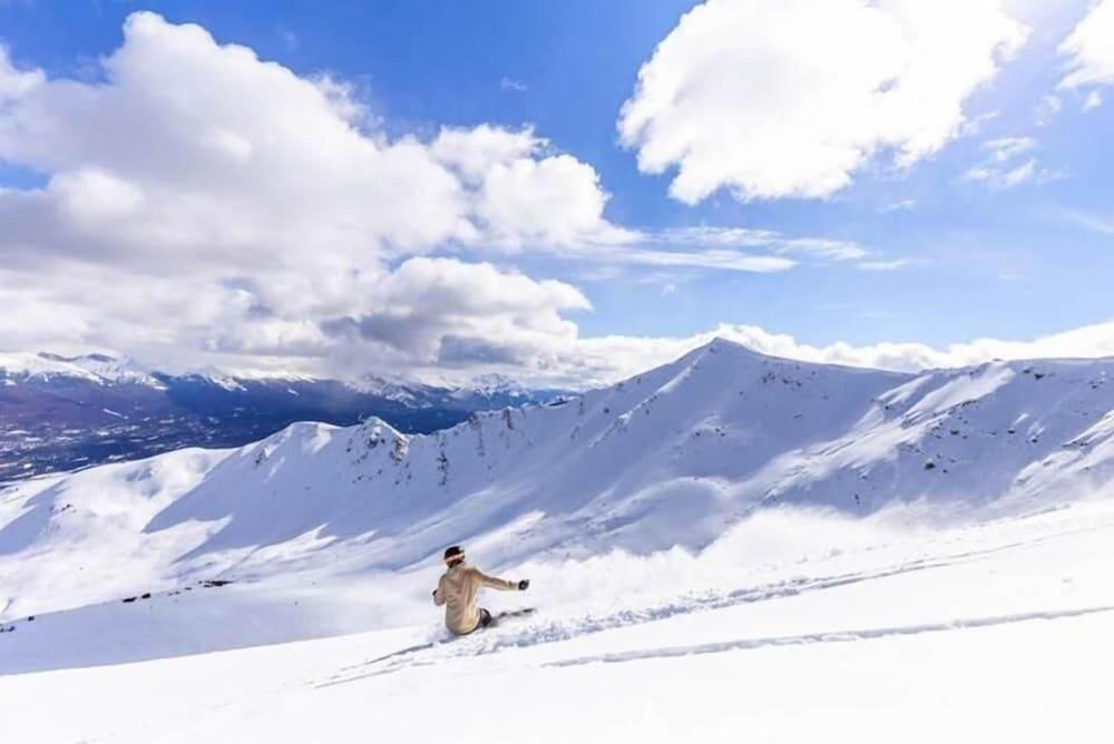 Whistler'S Inn Jasper Buitenkant foto